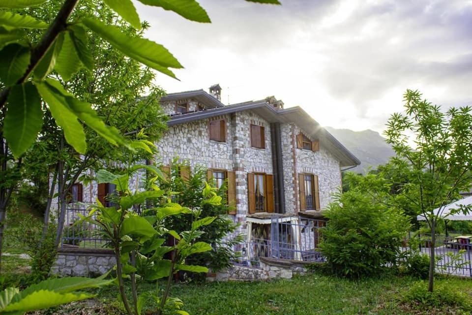 Agriturismo Il Castagneto Supino Exterior photo